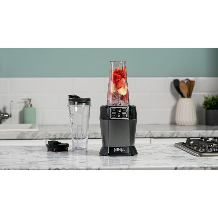 Ninja BN495EU Batidora de Vaso con Auto-iQ 1000W, 2 Vasos de 700ml para Llevar 8 Ninja BN495EU Batidora de Vaso con Auto-iQ 1000W, 2 Vasos de 700ml para Llevar 8