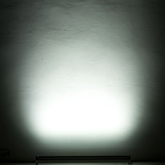 BX3 LIGHT Bañador de Pared LED 108W BX3-WW-108W-AC220VCW 8748 Lm 6000K IP65 40000H para Fachadas y Estructuras