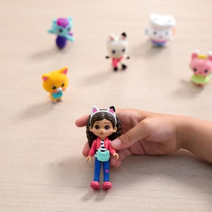 Spin Master 6072633 Figuras La Casa de Gabby - Pack de 11 Piezas con Gabby, Pandy Paws, Kitty Fairy, MerCat, Cakey & Chumsley 4
