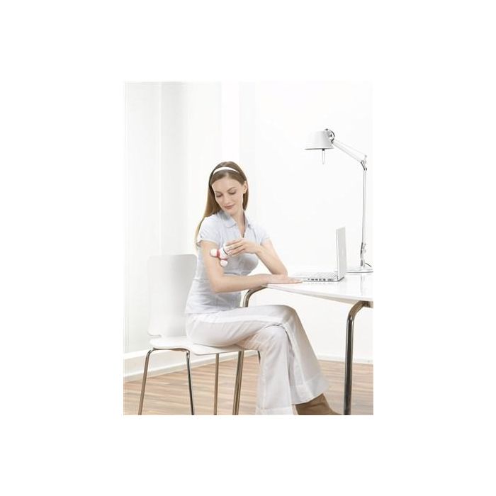 Beurer MG-16 Mini Aparato de Masaje Vibratorio Rojo para Oficina Hogar Viaje 3