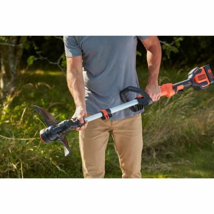 Black + Decker BCSTE636L1-QW Recortadora de Hilo Inalámbrica, 33cm, Batería LITIO 36V 2.5Ah, Tecnología POWERCOMMAND™ 5 Black + Decker BCSTE636L1-QW Recortadora de Hilo Inalámbrica, 33cm, Batería LITIO 36V 2.5Ah, Tecnología POWERCOMMAND™ 5