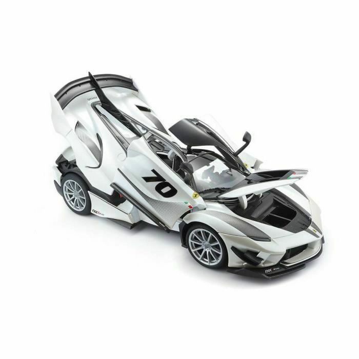 Coche Bburago Ferrari FXX K-EVO #70 PE 1:18 2