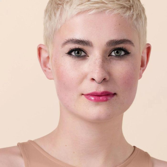 Catrice #040 GLOSSIN' GLOW Tinted Lip Oil - Bálsamo Labial con Brillo Hidratante pH reactivo tono Glossip Girl 4 ml 2