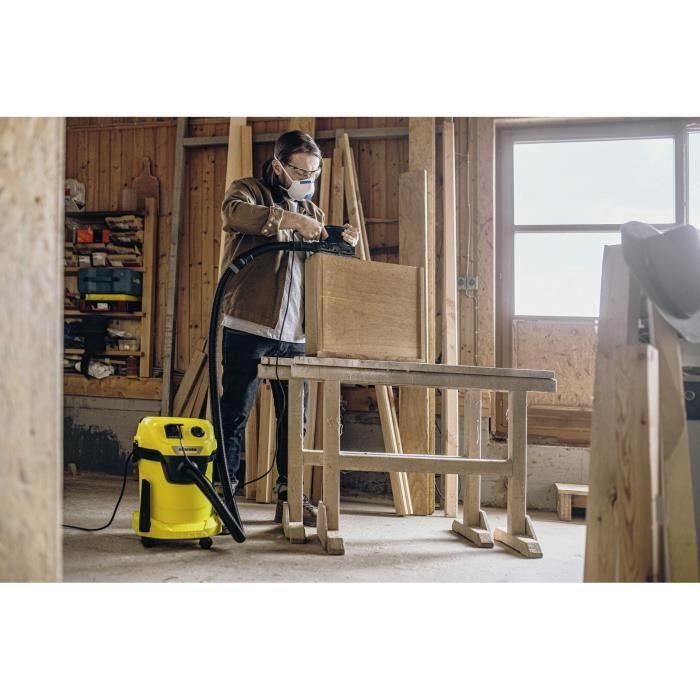 Aspirador en seco y húmedo KARCHER WD 3 P V-19/4/20 - Depósito polipropileno 19 L - 1000W (toma de corriente portátil) 2