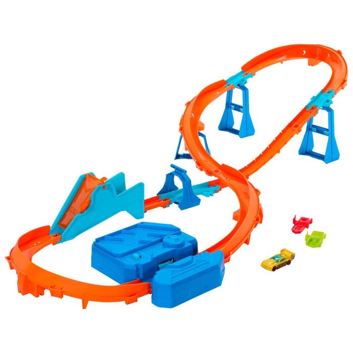 Hot Wheels Jdb49 Pista Motorizada de Coches, Circuito Supersalto Track Builder, con Propulsor y Coche 1:64