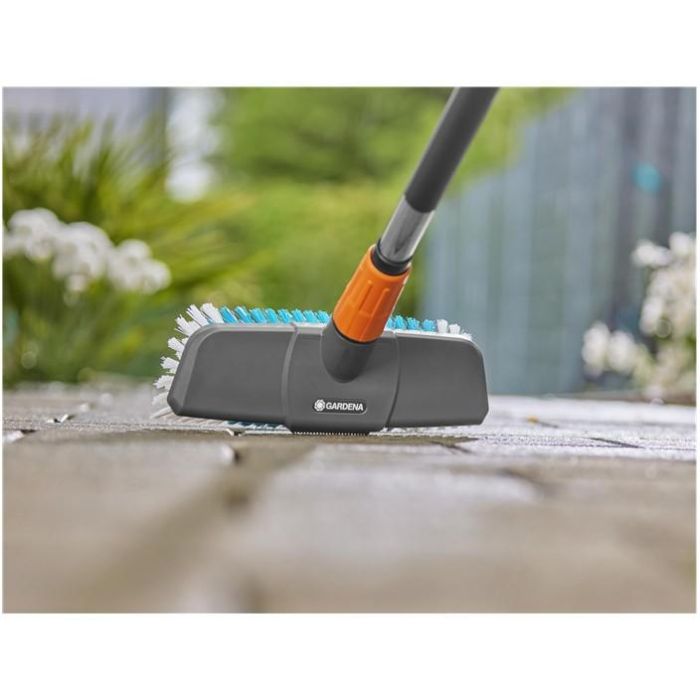 Gardena Cleansystem Stielbürste hard 4 Gardena Cleansystem Stielbürste hard 4