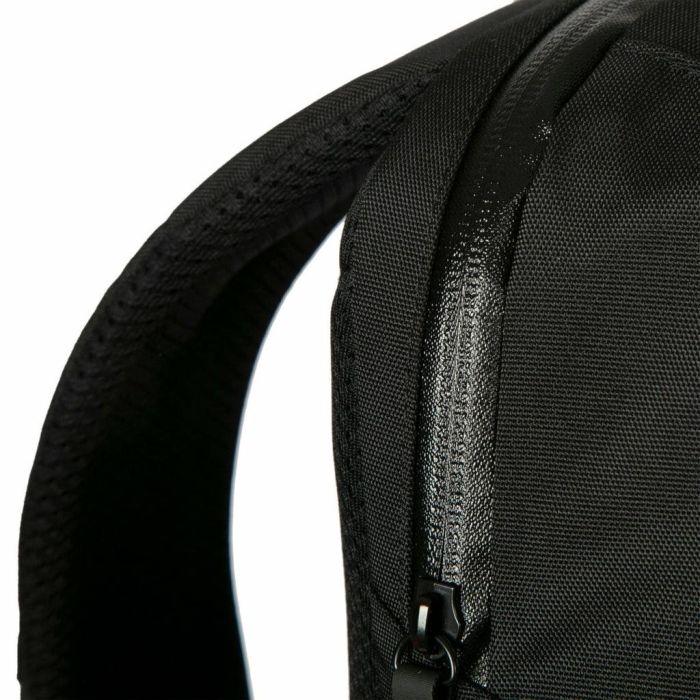 Targus Mochila Terra EcoSmart Negra 23L para portátil 16" (40,6 cm) con protector de lluvia y materiales reciclados 14 Targus Mochila Terra EcoSmart Negra 23L para portátil 16" (40,6 cm) con protector de lluvia y materiales reciclados 14