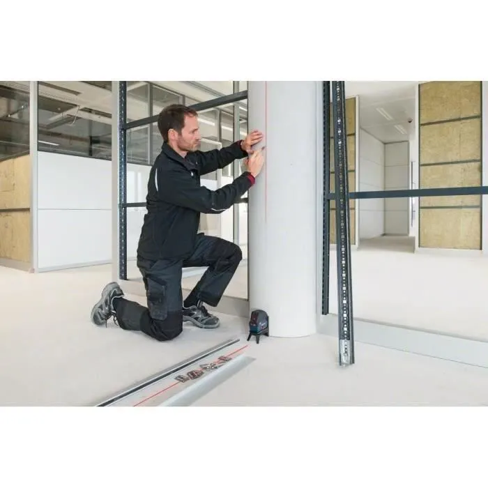 Bosch Professional GCL2-15 Láser de Puntos y Líneas con Soporte RM1 3