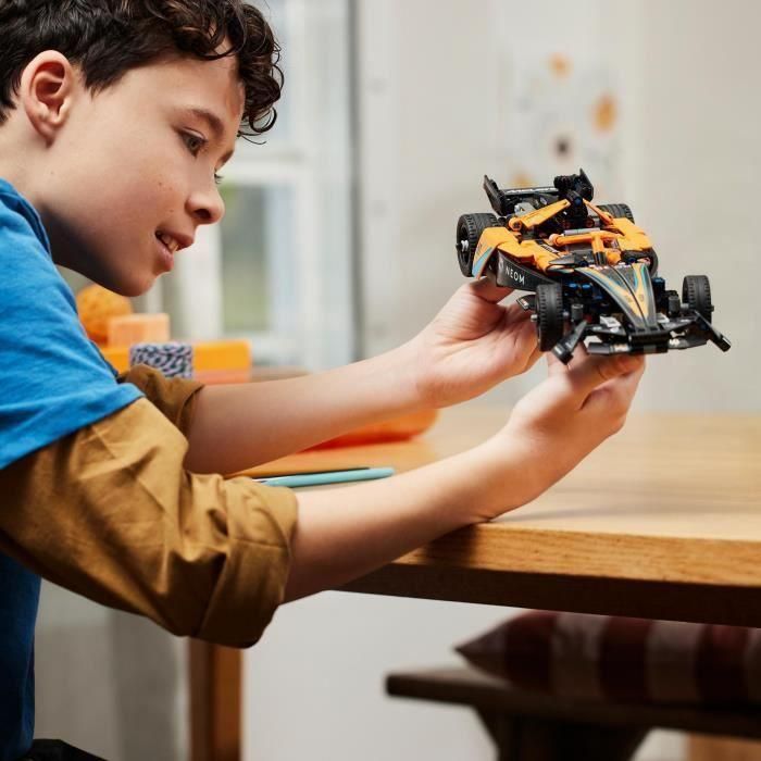 Lego Technic Neom Mclaren Formula E 4 Lego Technic Neom Mclaren Formula E 4
