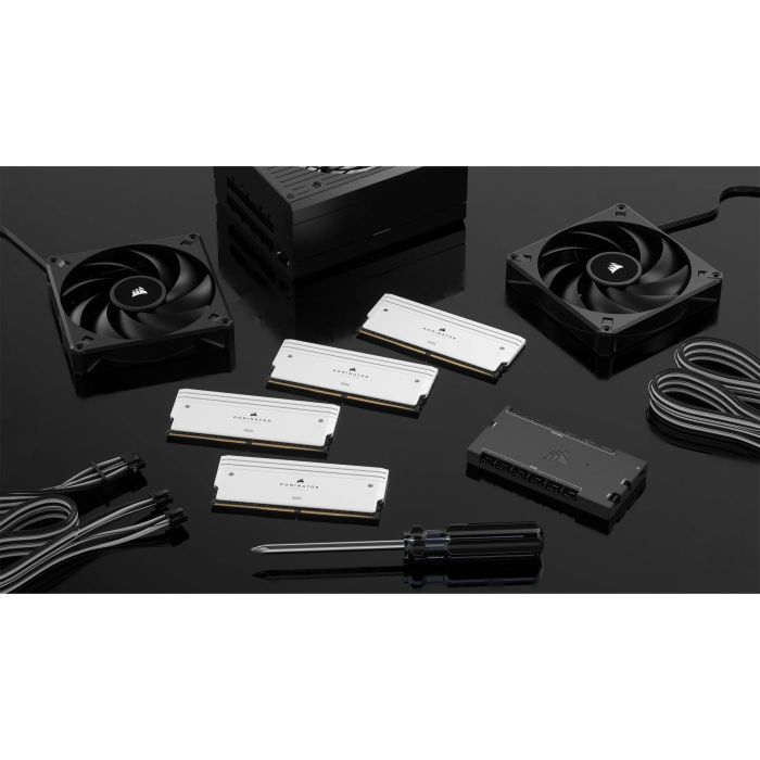 Corsair Dominator Titanium CMP64GX5M2B6000C30W módulo de memoria 64 GB 2 x 32 GB DDR5 6000 MHz 3 Corsair Dominator Titanium CMP64GX5M2B6000C30W módulo de memoria 64 GB 2 x 32 GB DDR5 6000 MHz 3