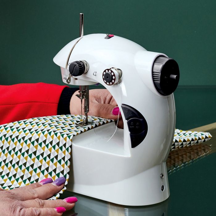 Mini maquina de coser 5
