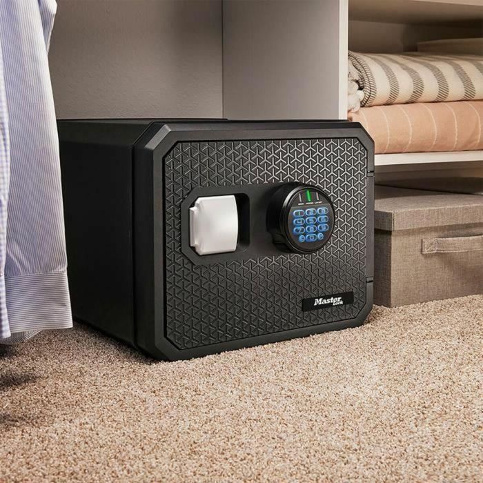 Master Lock FPW082FTCML Caja fuerte de seguridad Ignífuga y resistente al agua con Combinación electrónica - Formato L 4 Master Lock FPW082FTCML Caja fuerte de seguridad Ignífuga y resistente al agua con Combinación electrónica - Formato L 4