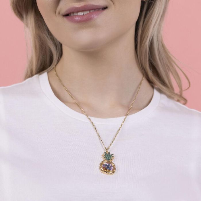 Disney Colgante Piña Stitch Esmaltada en Oro con Piedras Flotantes y Cadena Disney Colgante Piña Stitch Esmaltada en Oro con Piedras Flotantes y Cadena