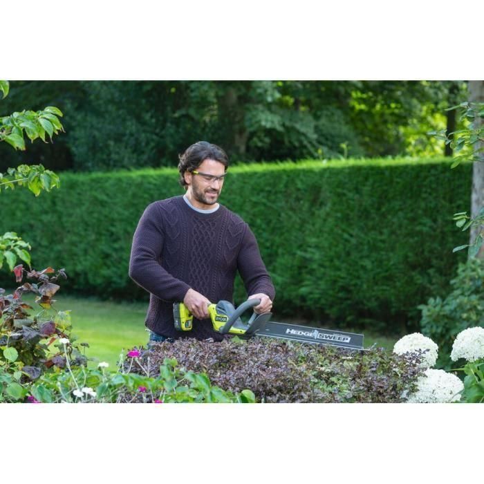 Cortasetos inalámbrico 18V ONE+ RYOBI LINEA RY18HT45A-120 - hoja de 45 cm - 1 batería 18V 2.0 Ah y 1 cargador 2 Cortasetos inalámbrico 18V ONE+ RYOBI LINEA RY18HT45A-120 - hoja de 45 cm - 1 batería 18V 2.0 Ah y 1 cargador 2