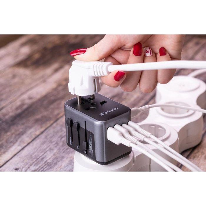 Verbatim Uta-03 Adaptador Universal De Viaje Con 1 Puerto Usb-C - 2 Puerto Usb-A - 2 Puerto Usb-C 16