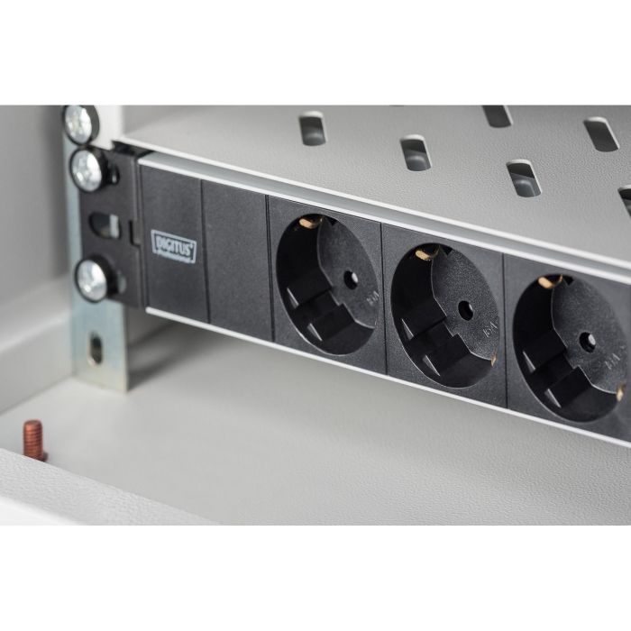 Digitus Regleta Enchufes 1HE, 3 Tomas Tipo F con Interruptor, Perfil Aluminio, Cable 2m Negro, 250V 16A 5 Digitus Regleta Enchufes 1HE, 3 Tomas Tipo F con Interruptor, Perfil Aluminio, Cable 2m Negro, 250V 16A 5