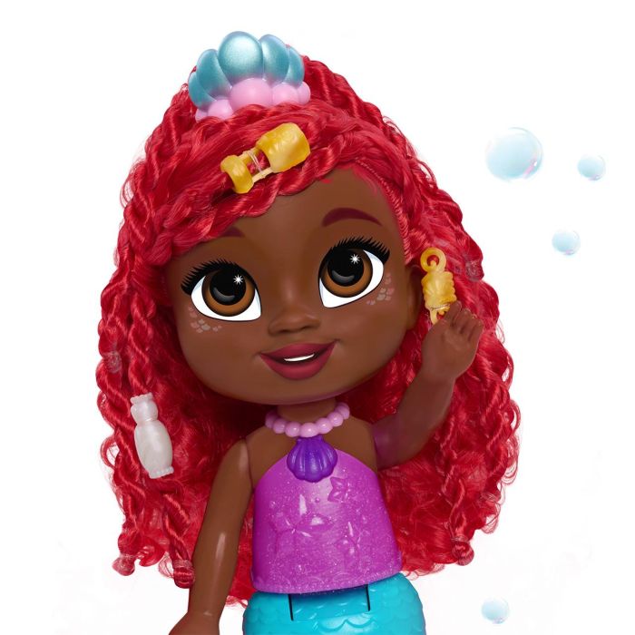 Just Play 39902 Muñeca Sirena Princesa Ariel Disney Junior Bubbles, Sonido y Canción 'Shimmer', Figura Flounder y Solución Burbujas 30cm 3