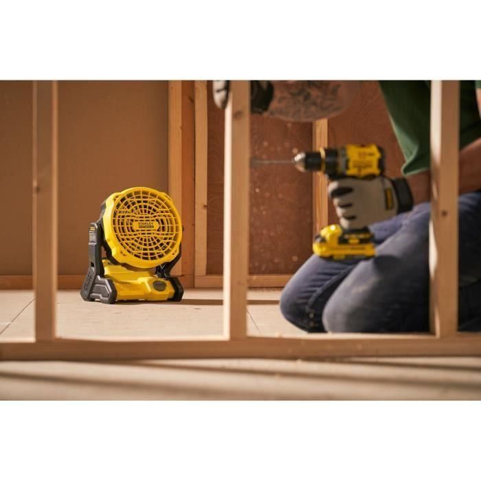 Ventilador - STANLEY - SFMCE001B-XJ - 3 velocidades - 1100 m3/h - 8h de autonomía 3 Ventilador - STANLEY - SFMCE001B-XJ - 3 velocidades - 1100 m3/h - 8h de autonomía 3