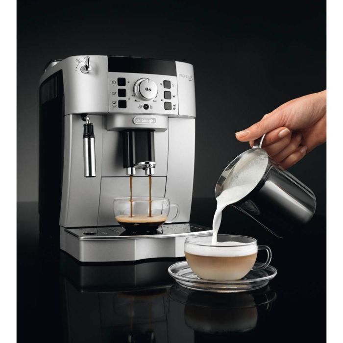 DeLonghi ECAM 22.110.SB Cafetera Superautomática Magnifica S con Molinillo Integrado para Café Grano/Molido, Plata 5 DeLonghi ECAM 22.110.SB Cafetera Superautomática Magnifica S con Molinillo Integrado para Café Grano/Molido, Plata 5