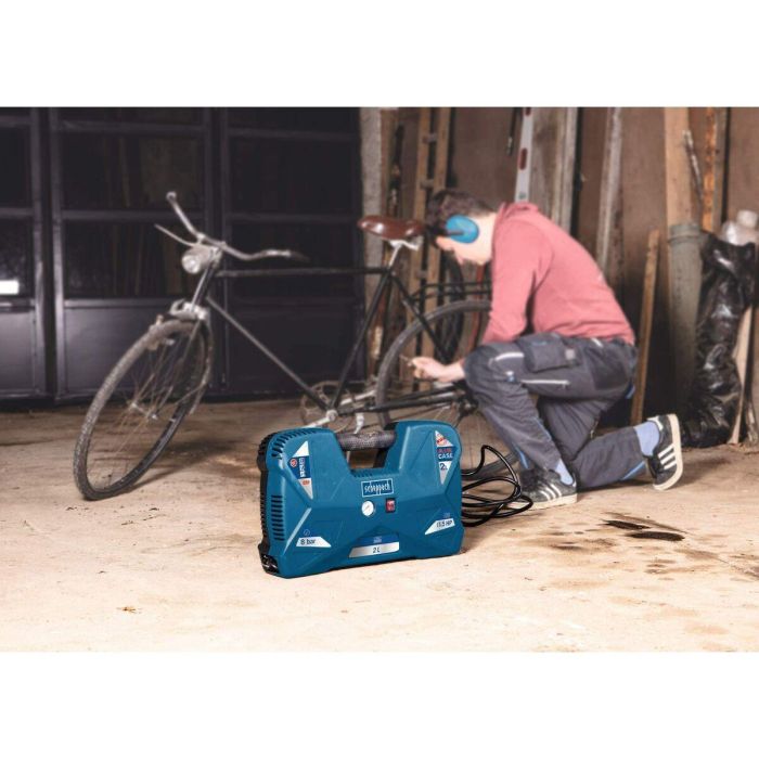 Scheppach Compresor portátil AIR CASE 2L 1100W 8 bares con 12 accesorios, pistola de aire y manija de inflado 5 Scheppach Compresor portátil AIR CASE 2L 1100W 8 bares con 12 accesorios, pistola de aire y manija de inflado 5
