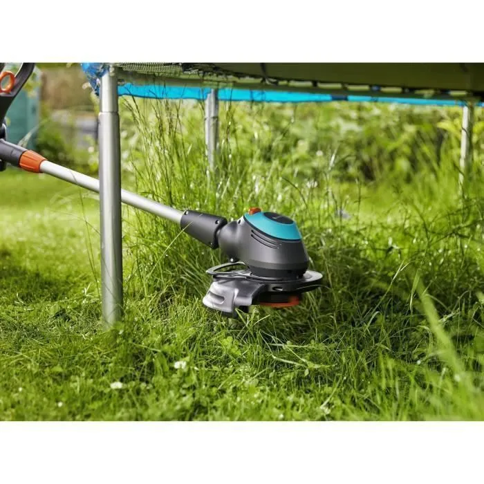 Gardena Recortadora de Hilo EasyCut 450/25 - 450 W, Ancho de Corte 25 cm, Mango Abatible 3