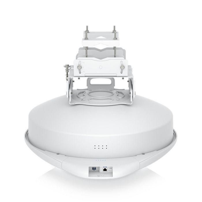 Ubiquiti 60 GHz bridge, 1x RJ-45, 1x SFP+, GPS, Bluetooth, IPX6, PoE 3 Ubiquiti 60 GHz bridge, 1x RJ-45, 1x SFP+, GPS, Bluetooth, IPX6, PoE 3