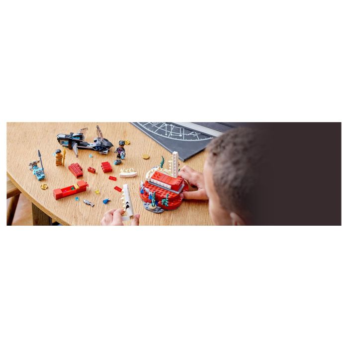 LEGO Marvel Avengers Sala del Trono del Rey Namor, Juego de Construcción, 355 Piezas, 7+ Años