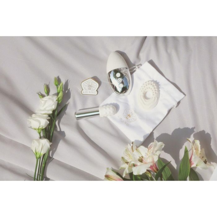 Set Erótico Le Wand Little Pleasures (6 pcs) 40 Set Erótico Le Wand Little Pleasures (6 pcs) 40