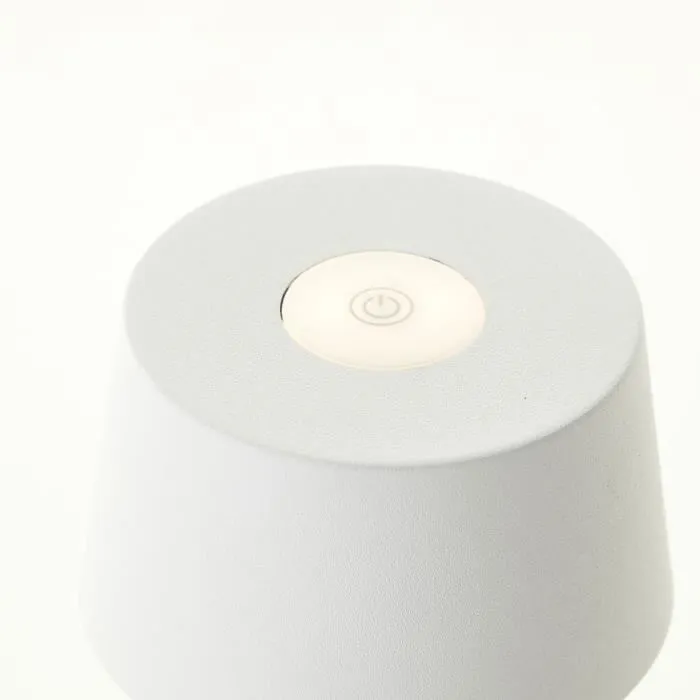 Brilliant Lámpara de mesa LED 2W Metal Blanco IP44 JONA 5 Brilliant Lámpara de mesa LED 2W Metal Blanco IP44 JONA 5