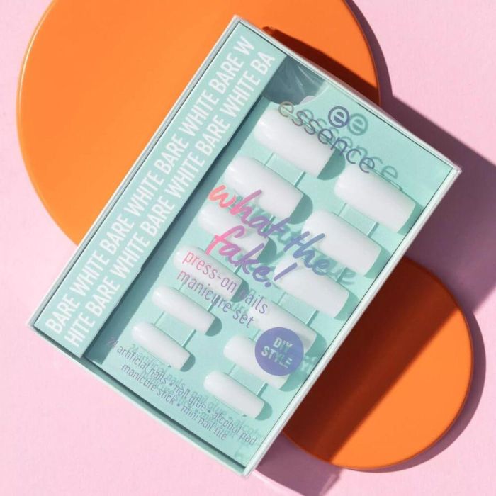 Esmalte de uñas Essence WHAT THE FAKE! 2