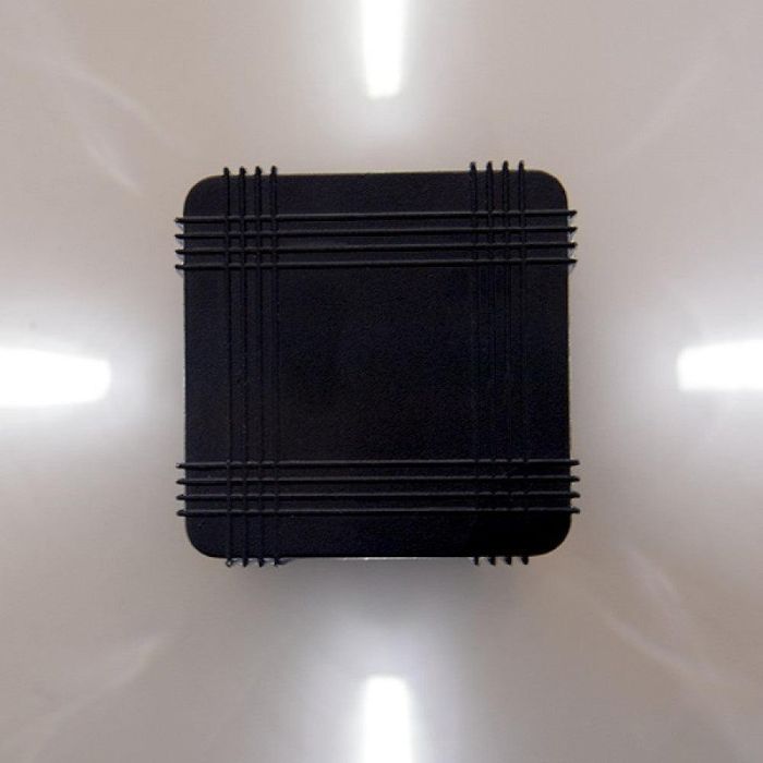 Aplique de Pared LED IP65 Cross 4W 300Lm 40.000H Madelyn 1