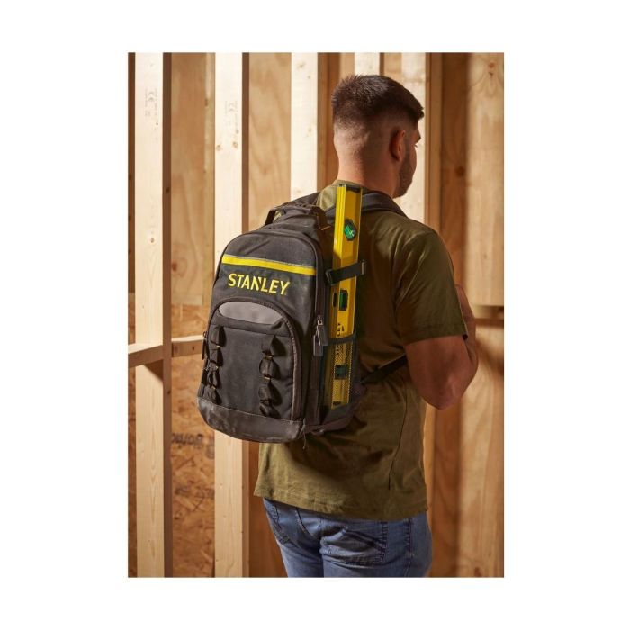 Stanley STST1-72335 Mochila Portaherramientas 15kg Nailon 600D, Compartimento Laptop, Divisor, Respaldo Acolchado 3 Stanley STST1-72335 Mochila Portaherramientas 15kg Nailon 600D, Compartimento Laptop, Divisor, Respaldo Acolchado 3
