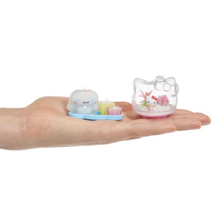 MGA Miniverse Hello Kitty con todos sus amigos - Kit de bolas con modelos surtidos 12 MGA Miniverse Hello Kitty con todos sus amigos - Kit de bolas con modelos surtidos 12