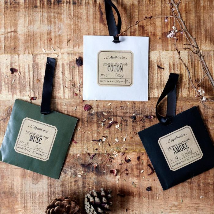 Home Deco Factory Bolsa Perfumada Ambre, Musc Blanc, Fleur de Coton - Decoración Hogar 1