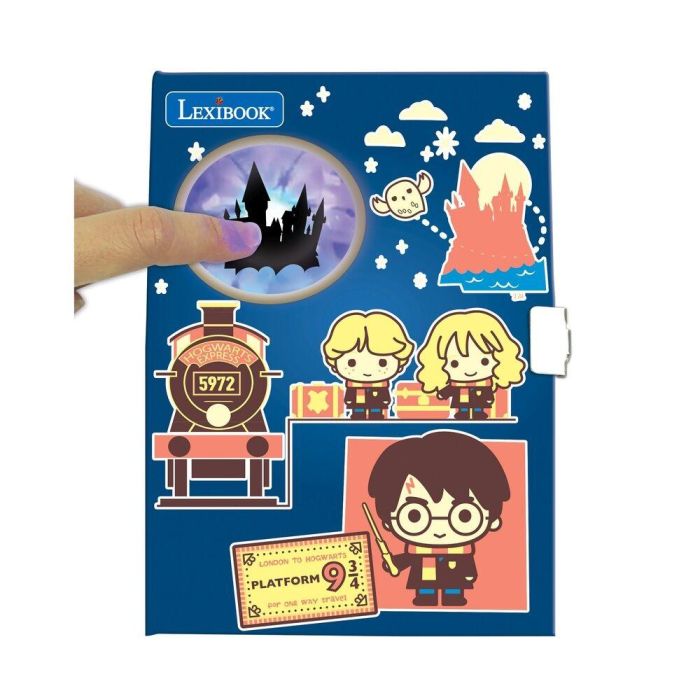 HARRY POTTER Agenda Electrónica Mágica con Efectos de Luz, Candado y Llaves. Incluye Bolígrafo, Rotuladores y Pegatinas para Decorar 4 HARRY POTTER Agenda Electrónica Mágica con Efectos de Luz, Candado y Llaves. Incluye Bolígrafo, Rotuladores y Pegatinas para Decorar 4