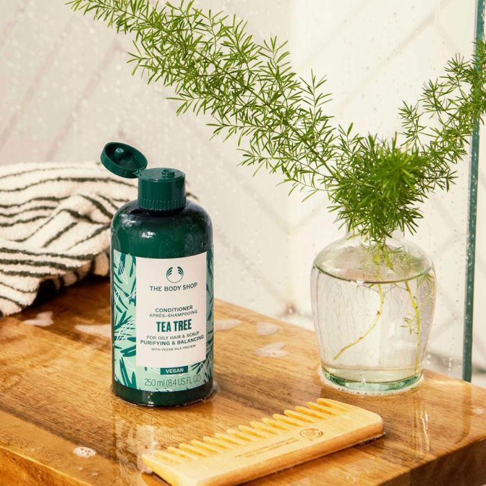 The Body Shop Tea Tree Acondicionador 250 mL 2 The Body Shop Tea Tree Acondicionador 250 mL 2