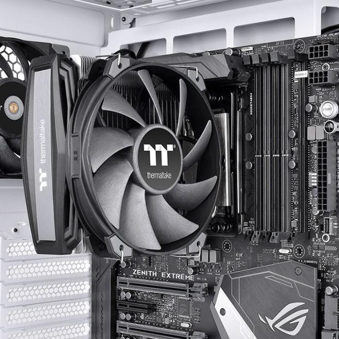 Thermaltake TOUGHAIR TRX40 Edition Refrigerador de aire 140mm para Procesador Socket SP3/sTR4/sTRX4/sWRX8 Aluminio Negro 5