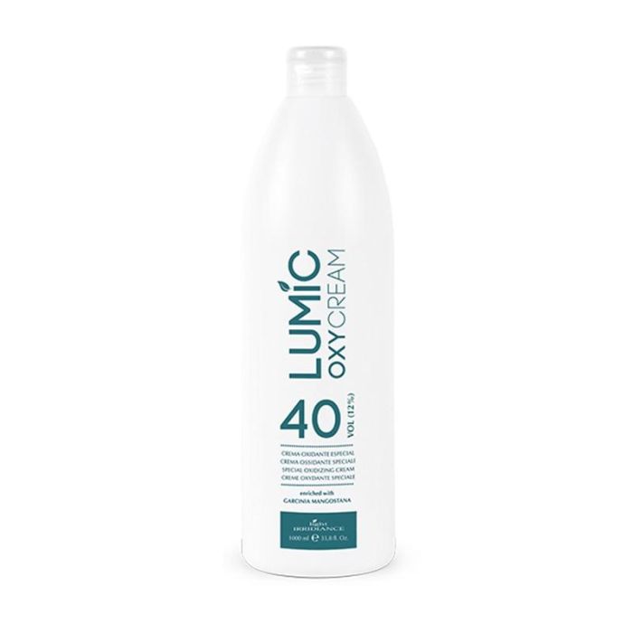 LUMIC OXYCREAM 40VOL 1L - Crema Oxidante Enriquecida con Agente Catiónico - Light Irridiance LUMIC OXYCREAM 40VOL 1L - Crema Oxidante Enriquecida con Agente Catiónico - Light Irridiance