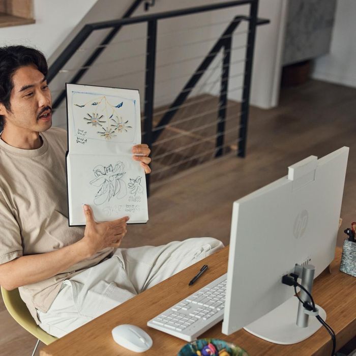 HP All-in-One 24-cr0067ns | Ordenador 23.8" Full HD Táctil IPS, Intel Core i5-1335U, 8GB RAM, 512GB SSD NVMe, Teclado y Ratón Inalámbricos, Windows 11 Home