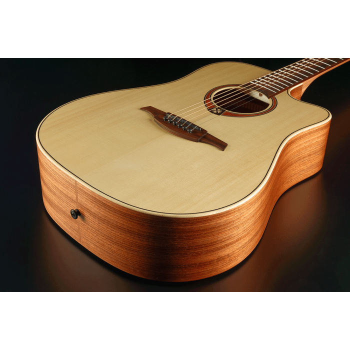 Guitarra Acústica Lâg Dreadnought Cutaway Tramonatne 70 - Natural 3