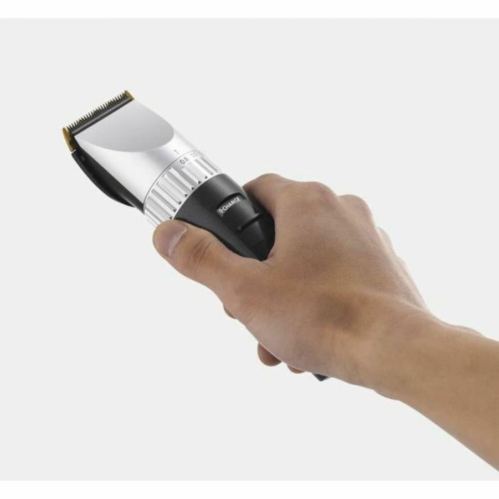 Panasonic ER1512 Cortapelos Profesional X-Taper Blade con Cuchillas de Titanio y DLC, Motor Rotativo, 70 min Autonomía, 5 Posiciones y 6 Peines 3 Panasonic ER1512 Cortapelos Profesional X-Taper Blade con Cuchillas de Titanio y DLC, Motor Rotativo, 70 min Autonomía, 5 Posiciones y 6 Peines 3