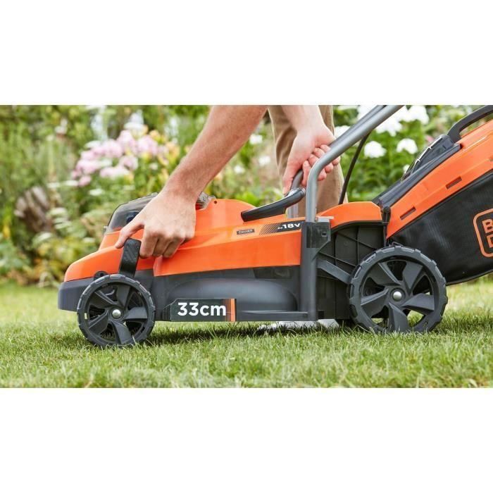 BLACK & DECKER Cortacésped Inalámbrico LITIO 18V 33 cm - 2.5Ah - 2 baterías - 1 cargador - BCMW3318L2-QW 4 BLACK & DECKER Cortacésped Inalámbrico LITIO 18V 33 cm - 2.5Ah - 2 baterías - 1 cargador - BCMW3318L2-QW 4