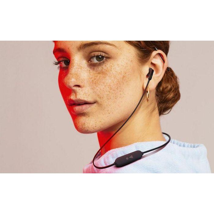 JBL Tune 215BT Auriculares Inalámbricos Bluetooth con Pure Bass Sound y 16 Horas de Batería - Negros 7