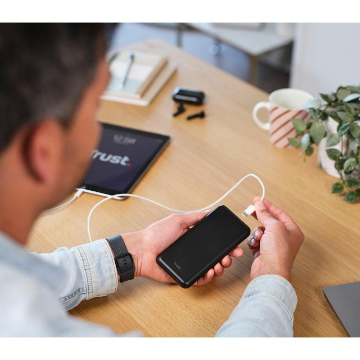 Powerbank Trust 24879 3 Powerbank Trust 24879 3
