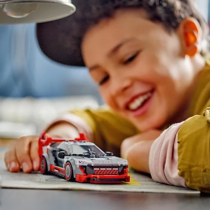 Lego Speed Champions Coche de Carreras Audi S1 e-tron quattro - Juego de Construcción para Niños y Niñas de 9 Años en Adelante