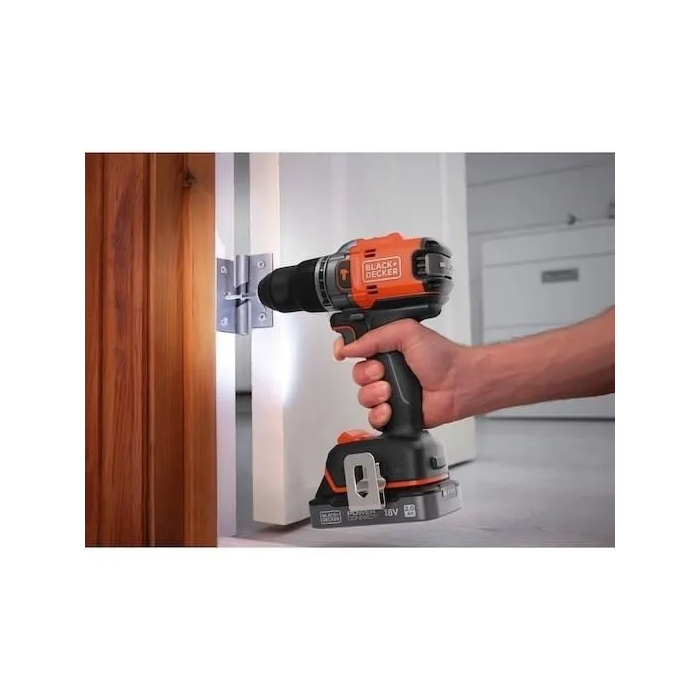 BLACK+DECKER Taladro Atornillador de Impacto Inalambrico 18V Sin Escobillas BLD683D2XK-QW + 2 Baterias 2Ah + Cargador 4