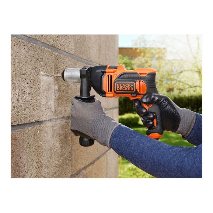 Black+Decker Taladro Percutor 850W 230V con Cable 3m, Velocidad Variable 0-3100 rpm, Percusión 54400 BPM, Maletín, Mango Lateral y Brocas 6