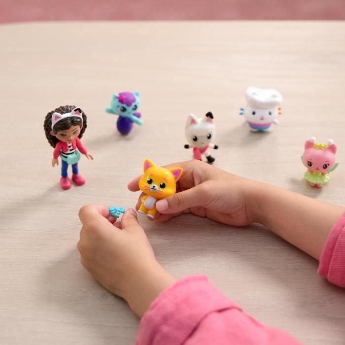 Spin Master 6072633 Figuras La Casa de Gabby - Pack de 11 Piezas con Gabby, Pandy Paws, Kitty Fairy, MerCat, Cakey & Chumsley 3