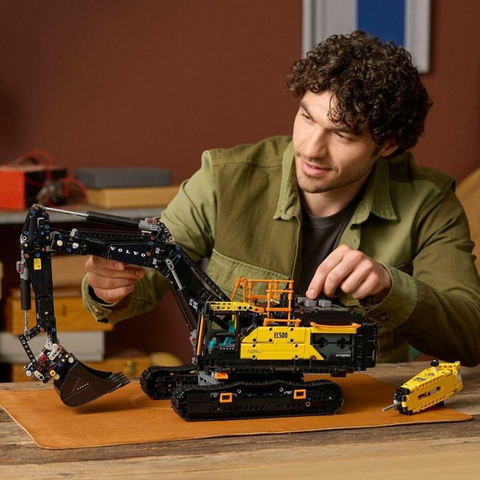LEGO 42215 Technic Excavadora Híbrida Volvo EC500 - Set de Construcción Detallado para Adultos 7 LEGO 42215 Technic Excavadora Híbrida Volvo EC500 - Set de Construcción Detallado para Adultos 7