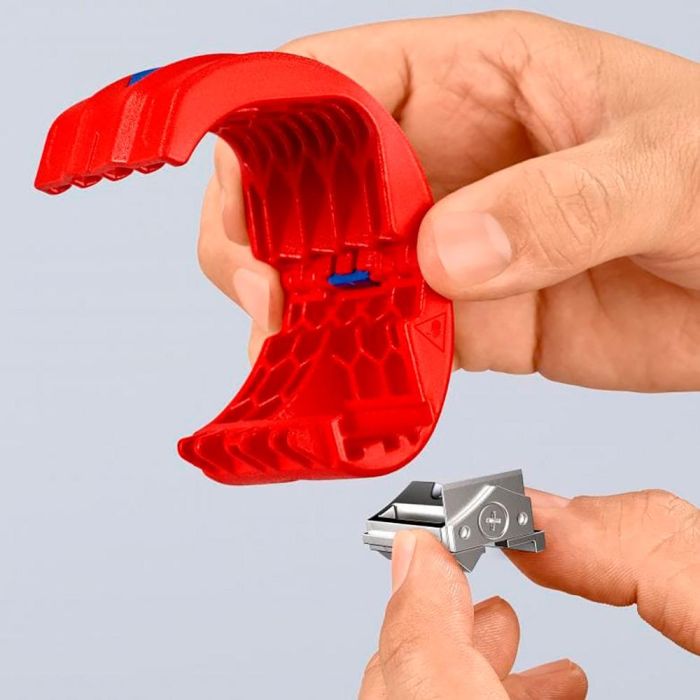 Knipex 902210b Cortatubos para tubos de plástico y manguitos de sellado 20-50mm 3 Knipex 902210b Cortatubos para tubos de plástico y manguitos de sellado 20-50mm 3